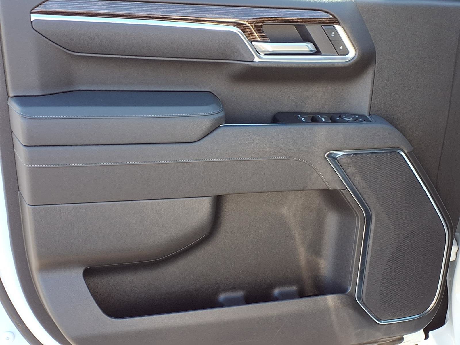 Used 2025 GMC Sierra 1500 Elevation w/ X31 Off-Road Package image 16