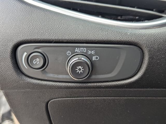 Used 2024 Chevrolet Malibu LT image 29