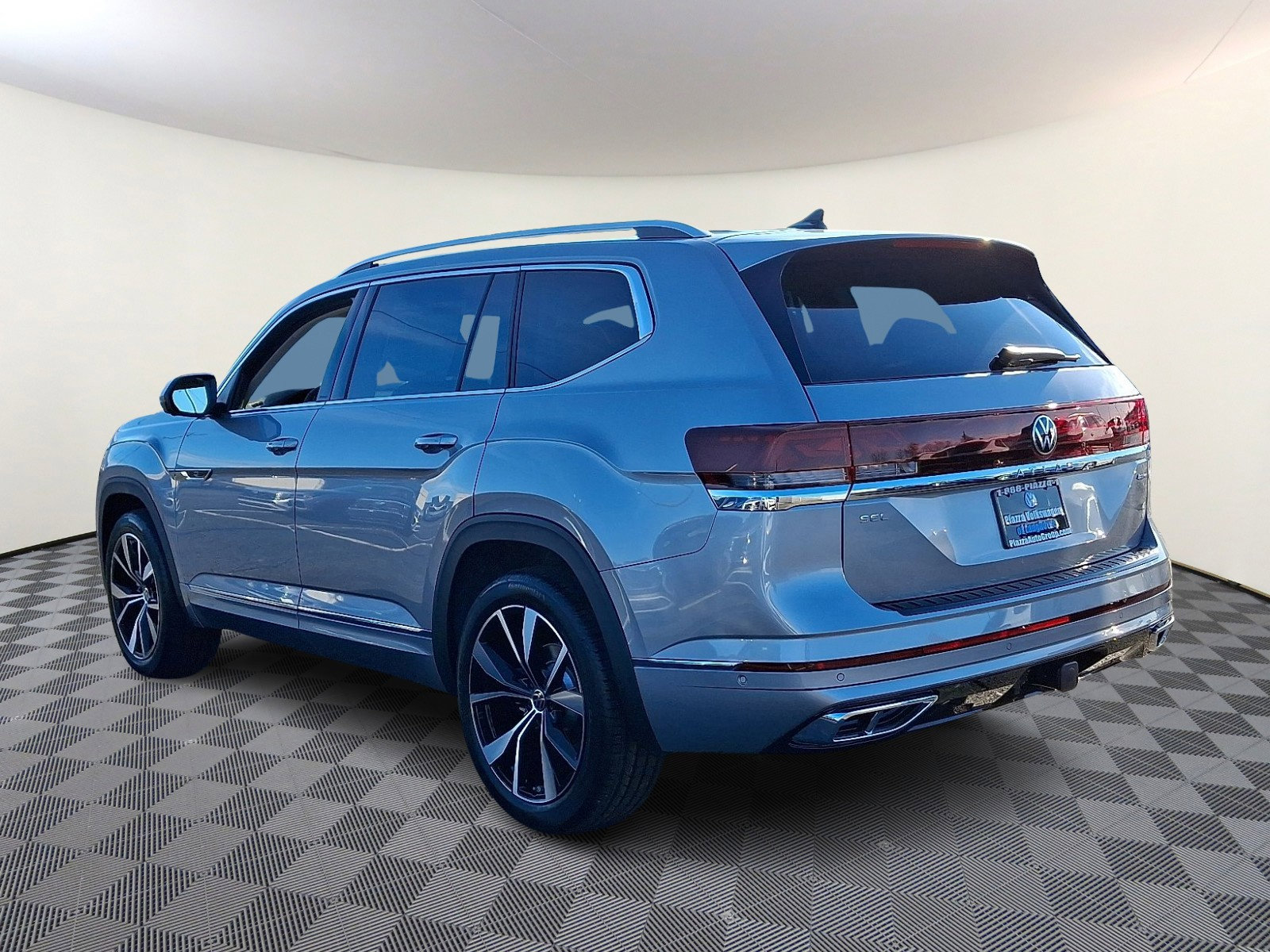 New 2026 Volkswagen Atlas SEL Premium R-Line image 3