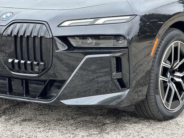 Certified 2023 BMW i7 xDrive60 image 12