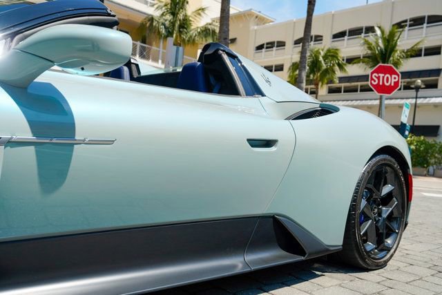 Used 2024 Maserati MC20 Cielo image 11