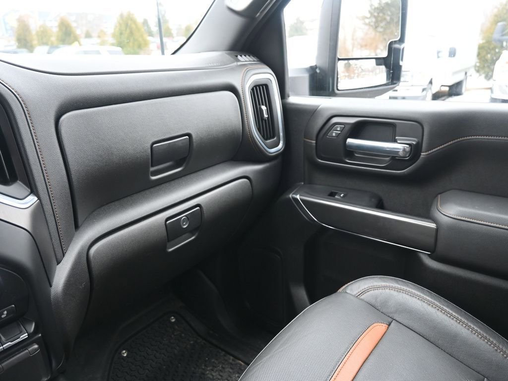 Used 2021 GMC Sierra 2500 AT4 image 44