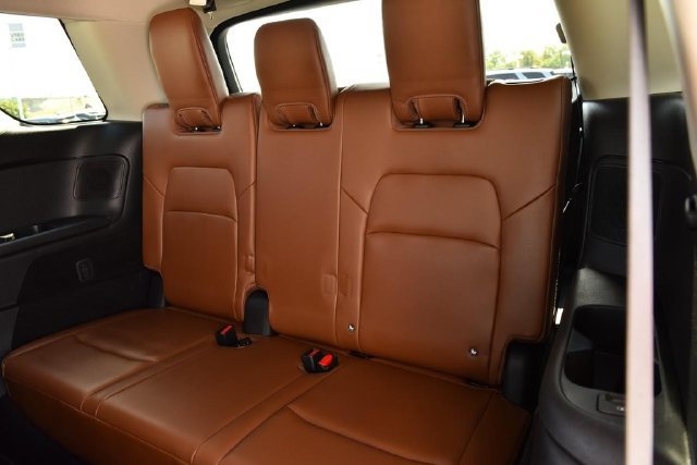 Used 2024 Nissan Pathfinder Platinum w/ Cargo Package AWD/4WD image 29