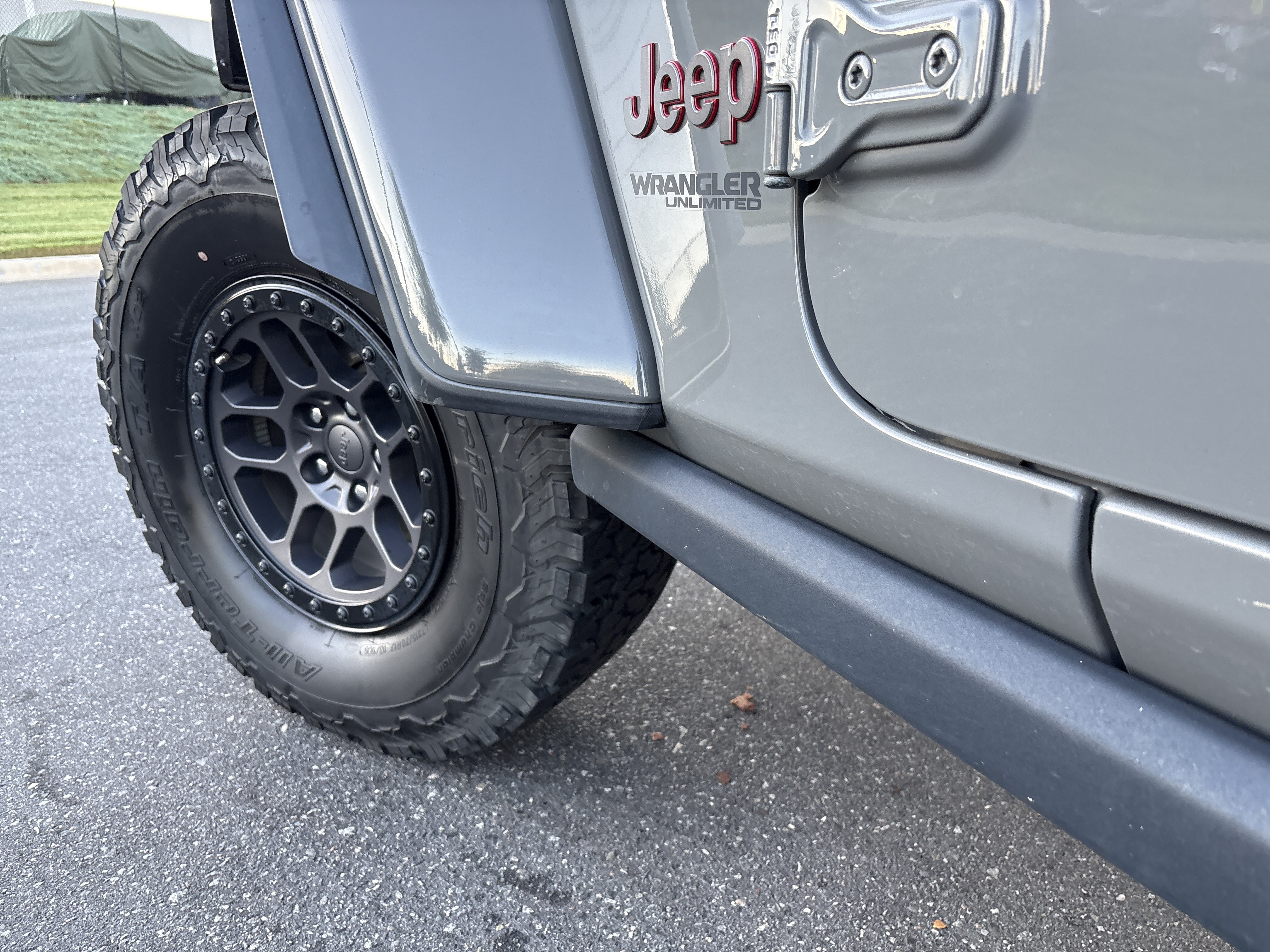 Used 2021 Jeep Wrangler Unlimited Rubicon w/ Xtreme Recon 35" Tire Package AWD/4WD image 9