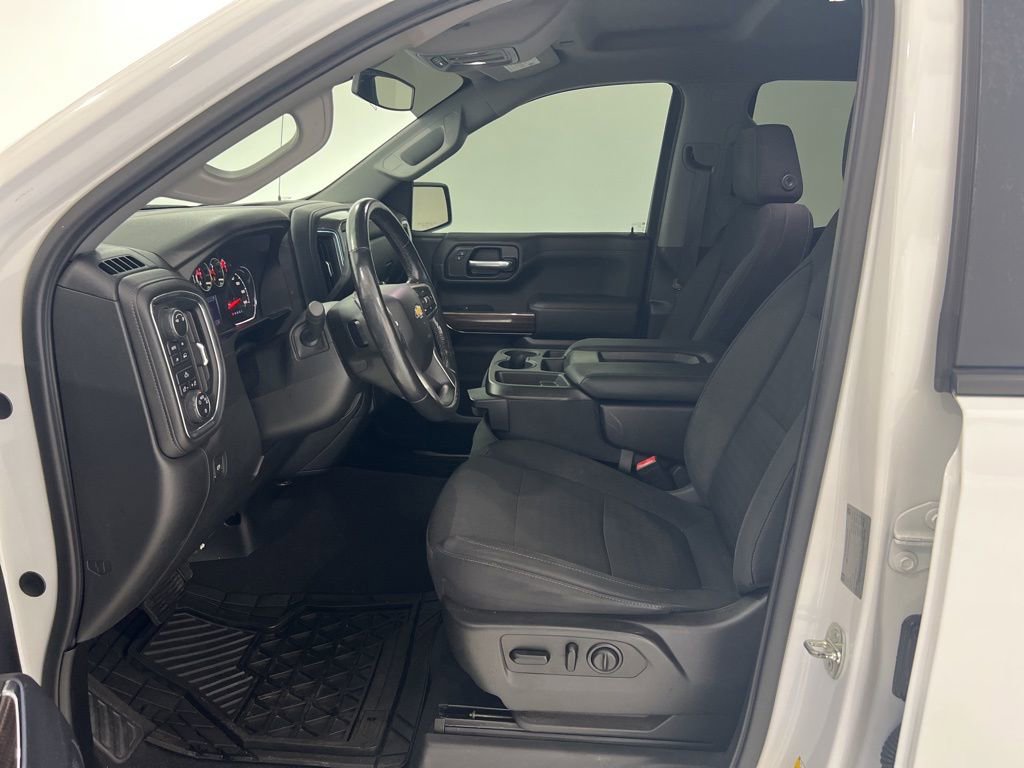 Used 2019 Chevrolet Silverado 1500 LT w/ All-Star Edition image 17