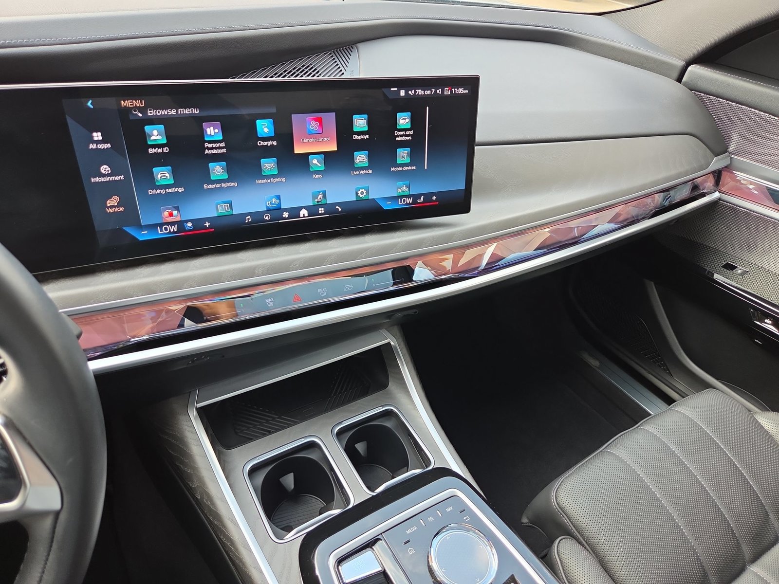 Used 2024 BMW i7 eDrive50 RWD image 13