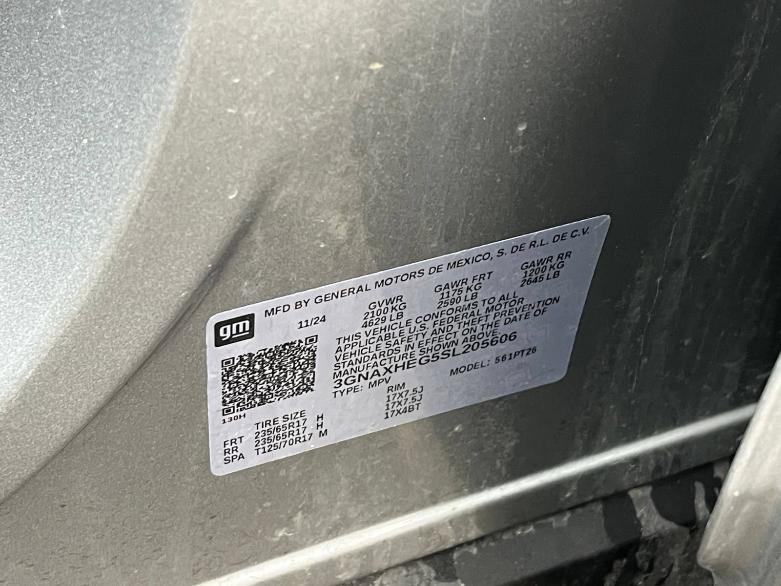 Used 2025 Chevrolet Equinox LT FWD image 29