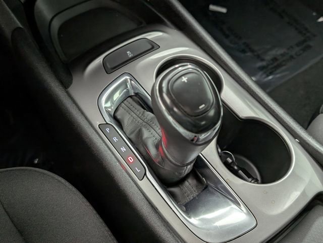 Used 2017 Chevrolet Malibu LS image 35