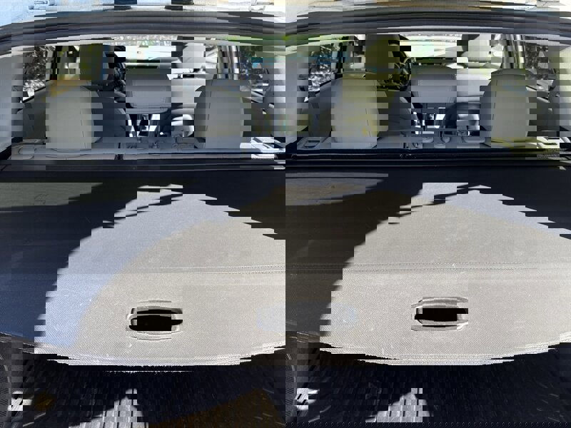 Used 2017 Kia Niro Touring w/ Advanced Technology Package image 19