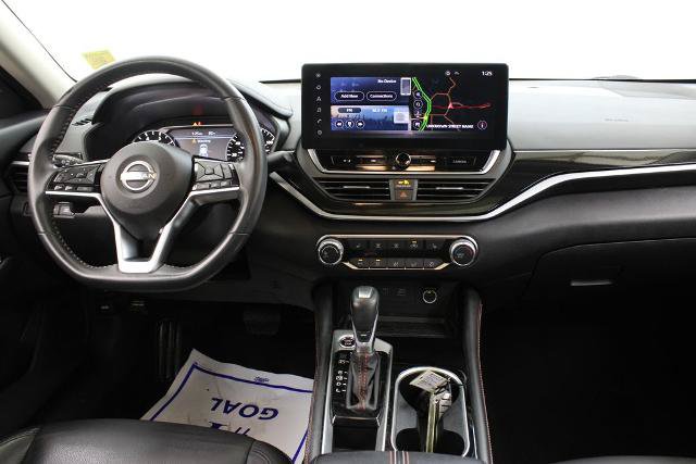 Certified 2023 Nissan Altima 2.5 SR w/ SR Premium Package FWD image 9