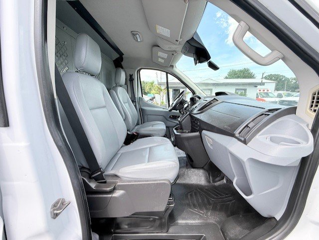 Used 2015 Ford Transit 250 130 Low Roof RWD image 22