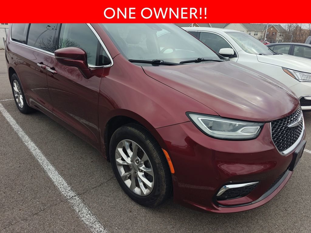 Used 2021 Chrysler Pacifica Touring-L image 3