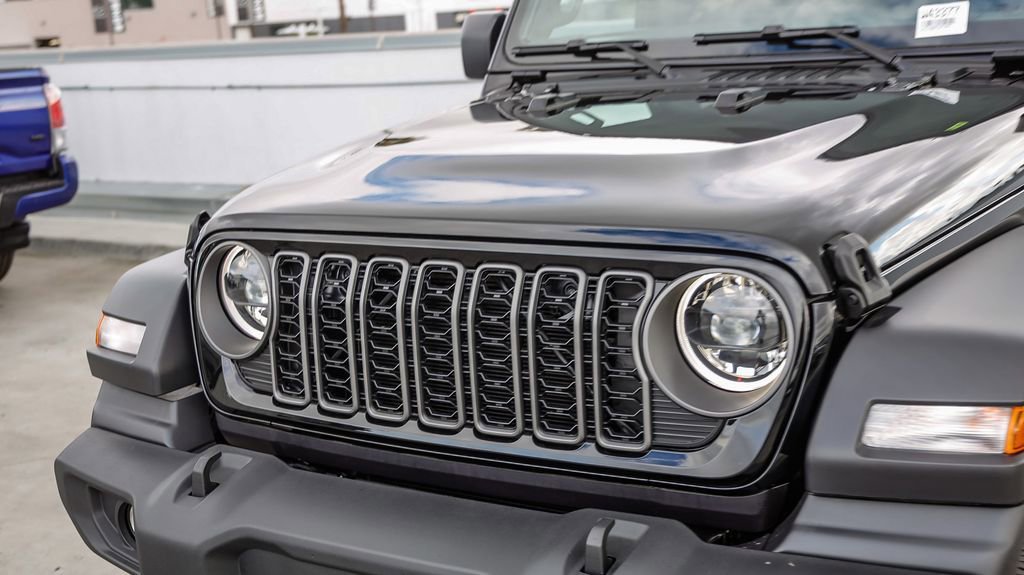 New 2026 Jeep Wrangler Unlimited Sport AWD/4WD image 6