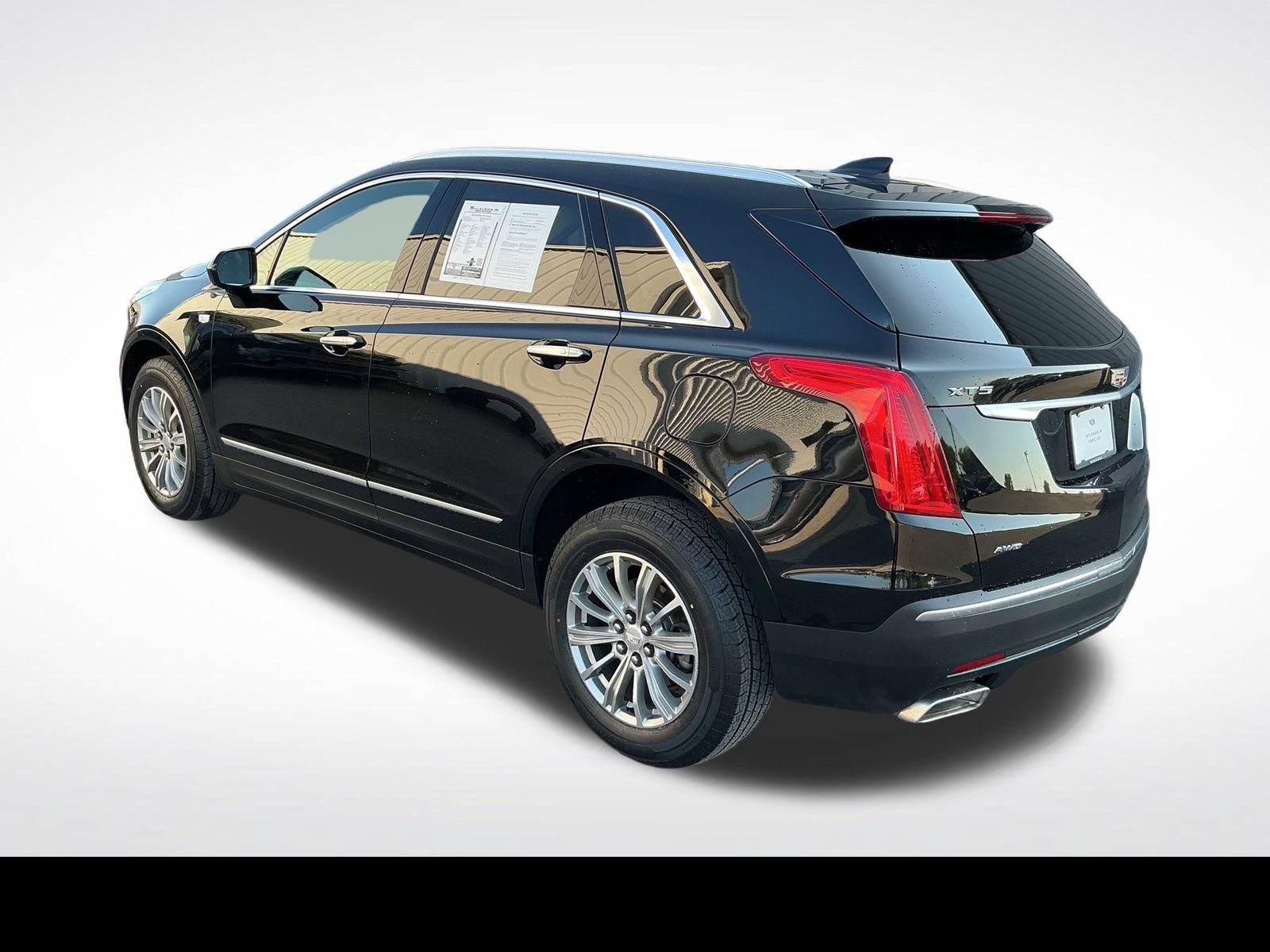 Used 2019 Cadillac XT5 Luxury AWD/4WD image 3