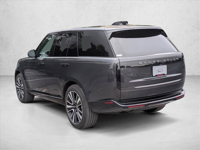 Used 2024 Land Rover Range Rover SE AWD/4WD image 8