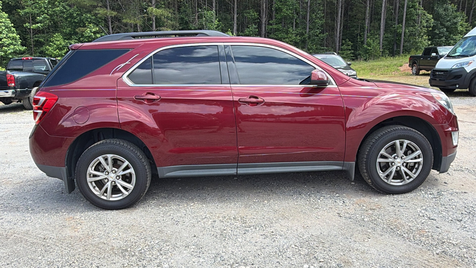 Used 2017 Chevrolet Equinox LT w/ Convenience Package FWD image 7
