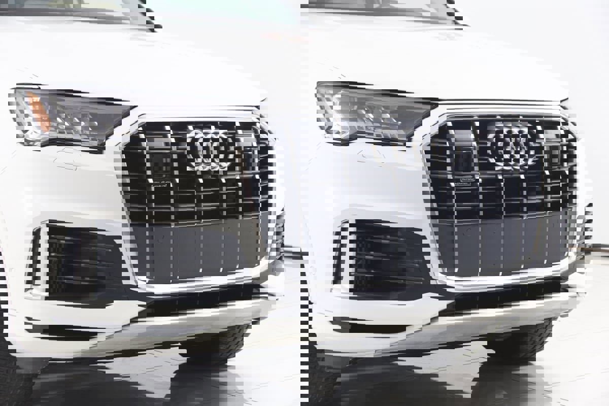 Used 2021 Audi Q7 3.0T Prestige w/ Prestige Package image 48