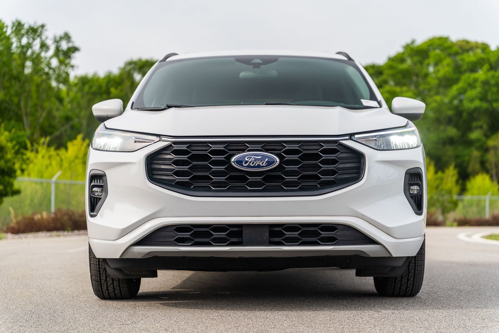 Used 2023 Ford Escape ST-Line Select image 2