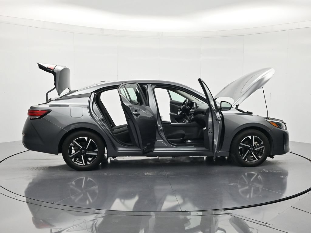 Used 2024 Nissan Sentra SV FWD image 47