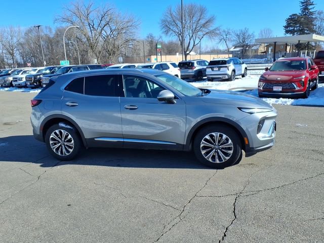 Used 2025 Buick Envision Preferred image 2