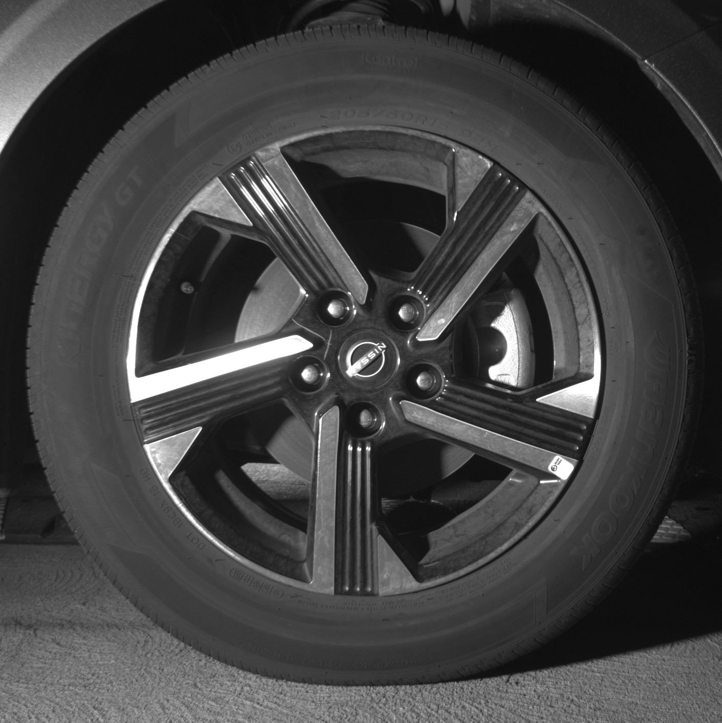 Used 2025 Nissan Sentra SV FWD image 13