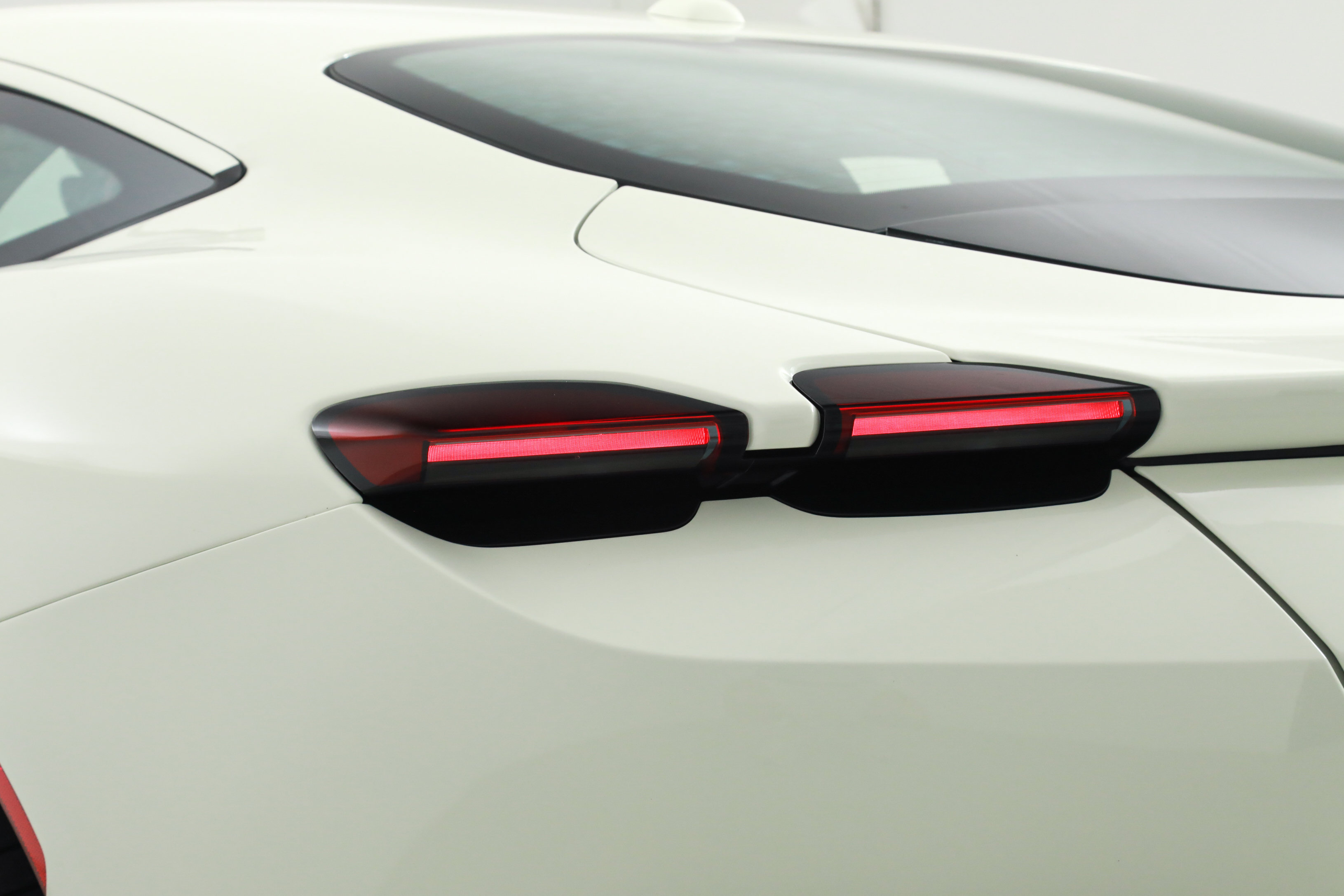 Certified 2024 Ferrari Roma RWD image 16