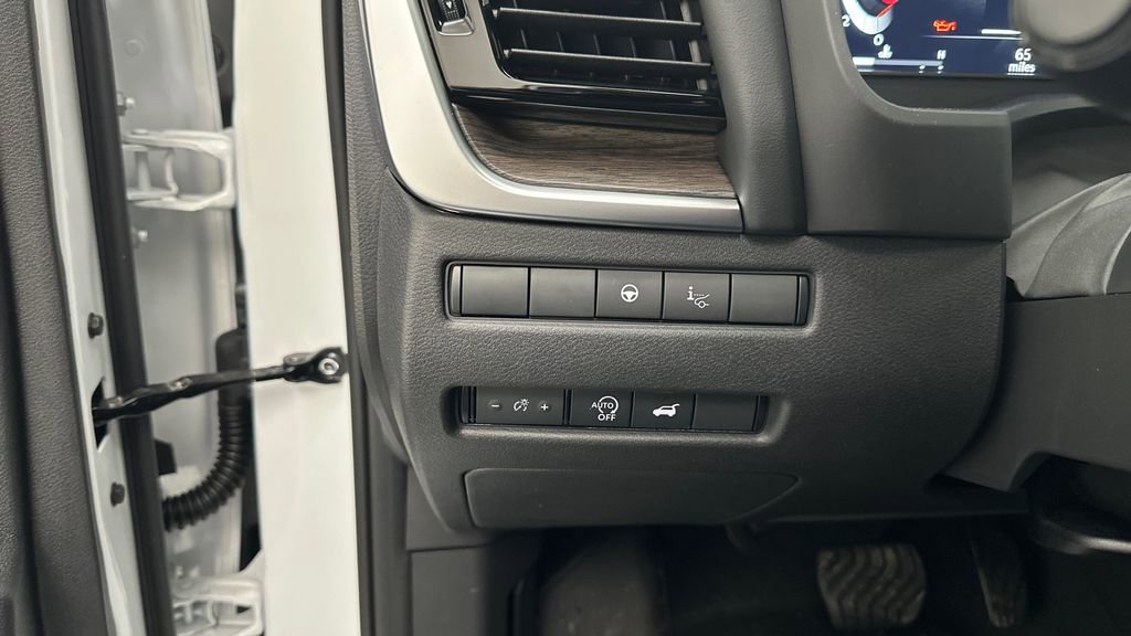 New 2026 Nissan Rogue Platinum image 24