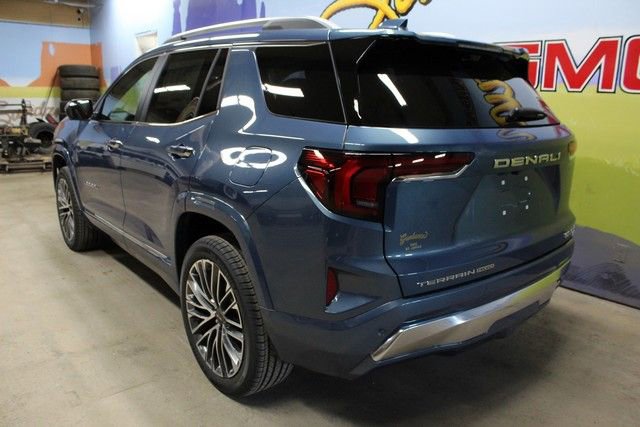 New 2026 GMC Terrain Denali w/ LPO, Floor Liner Package AWD/4WD image 7