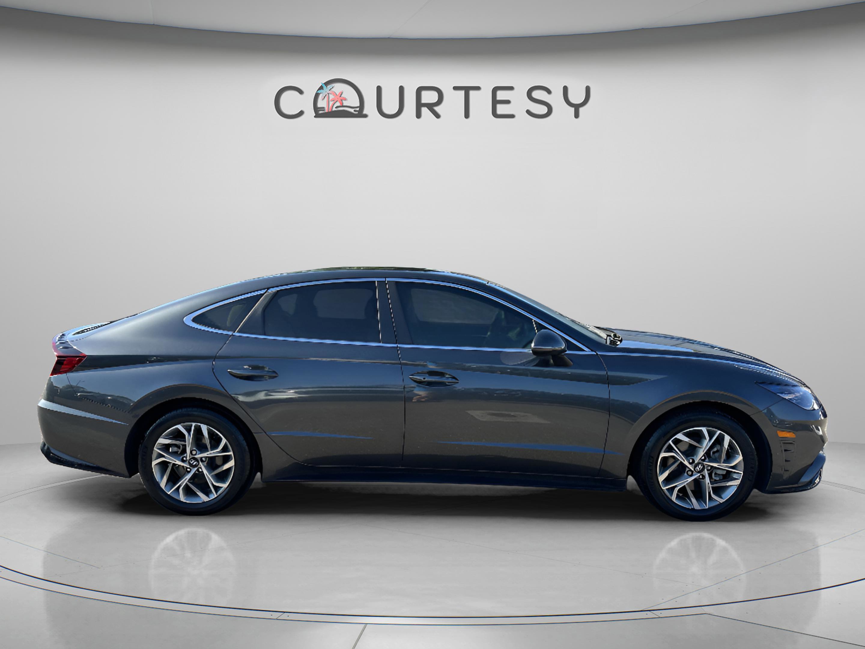 Used 2023 Hyundai Sonata SEL image 6