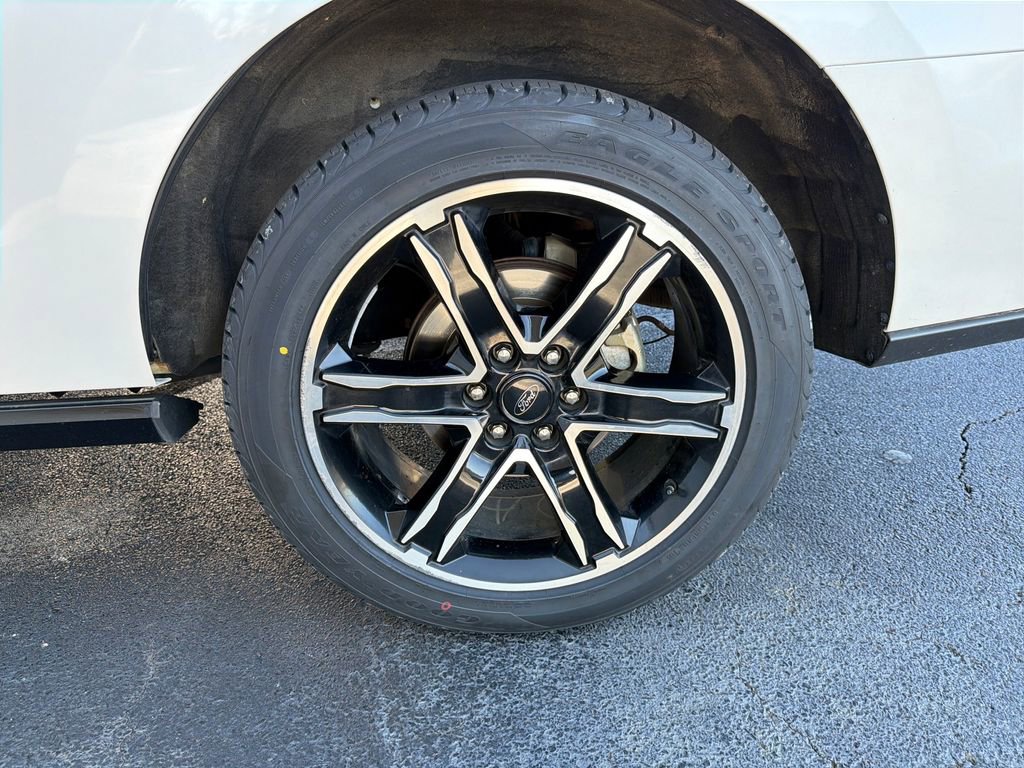 Used 2019 Ford Expedition Limited w/ Equipment Group 303A image 31