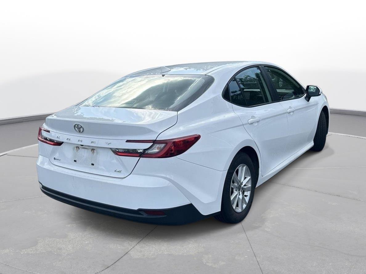 Used 2025 Toyota Camry LE FWD image 6