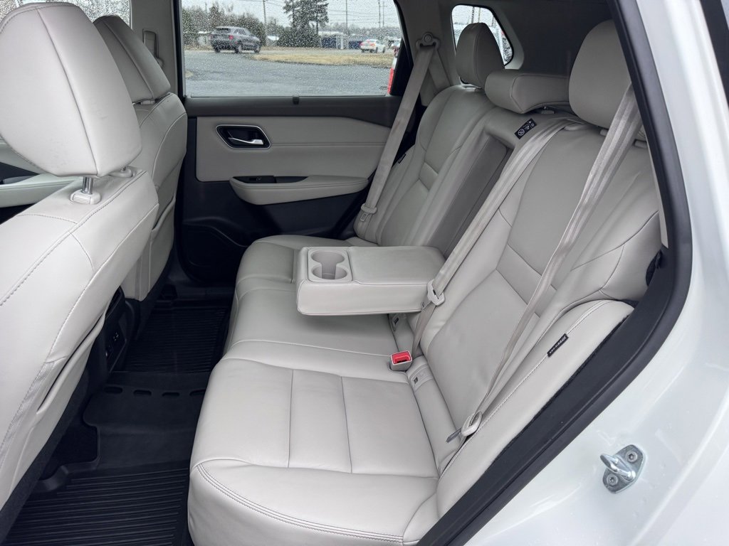 Used 2021 Nissan Rogue SL image 31