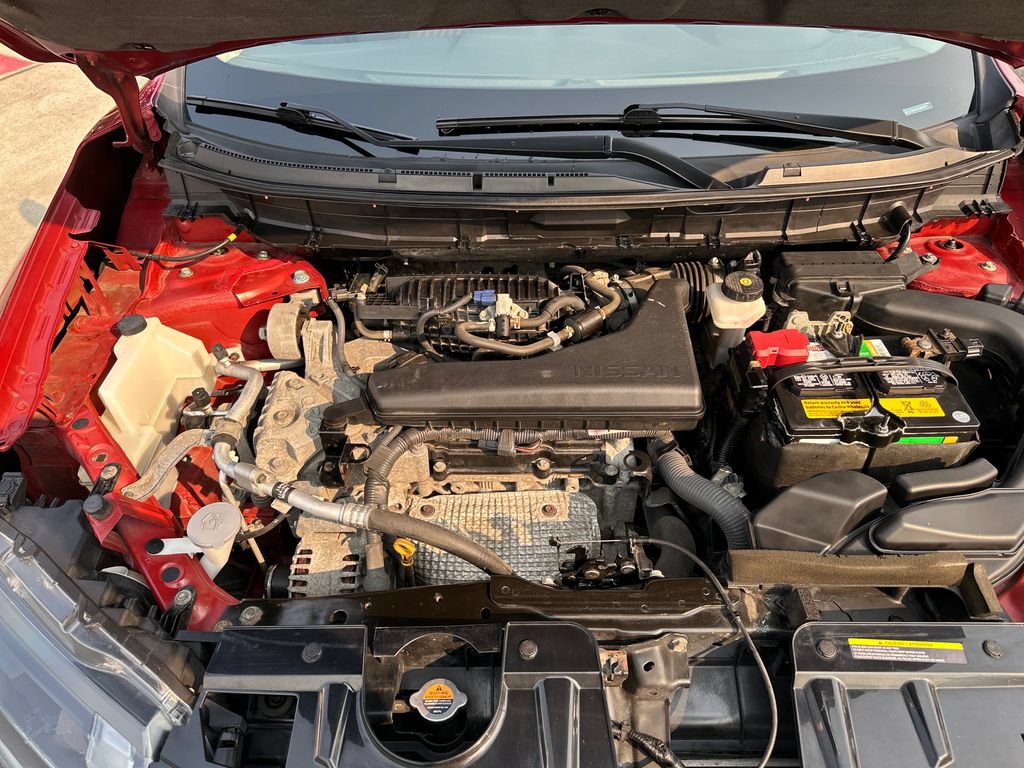 Used 2018 Nissan Rogue SV AWD/4WD image 29