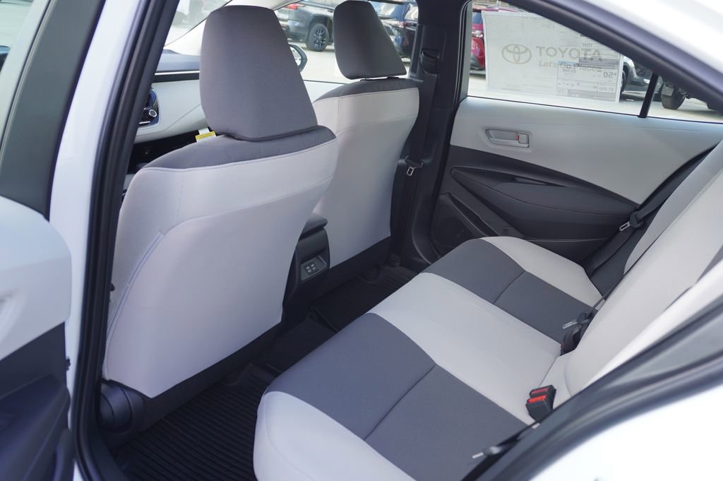 New 2026 Toyota Corolla LE image 9