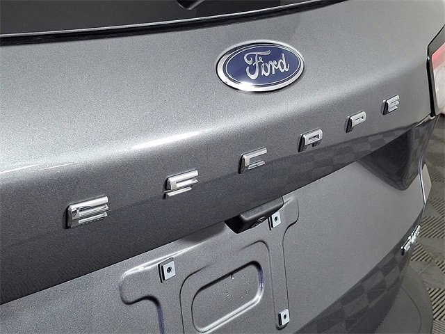 Used 2022 Ford Escape SEL image 30