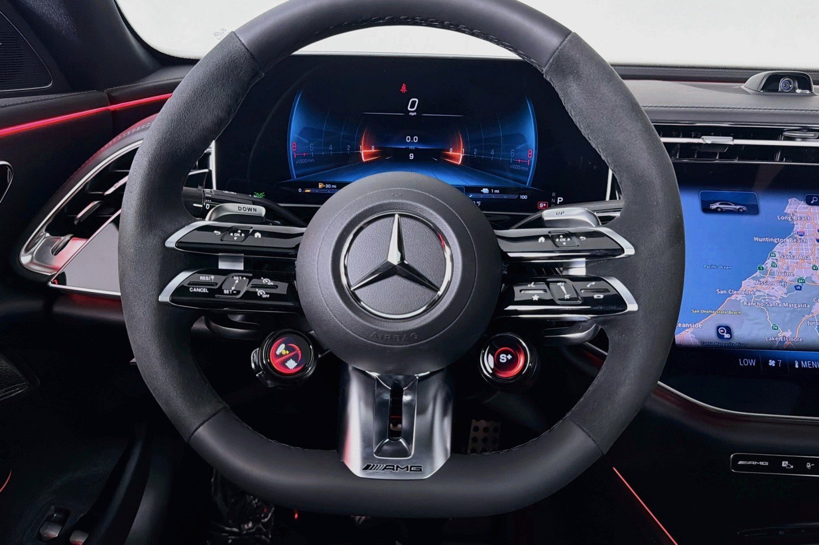 New 2026 Mercedes-Benz E 53 AMG e 4MATIC Sedan image 17