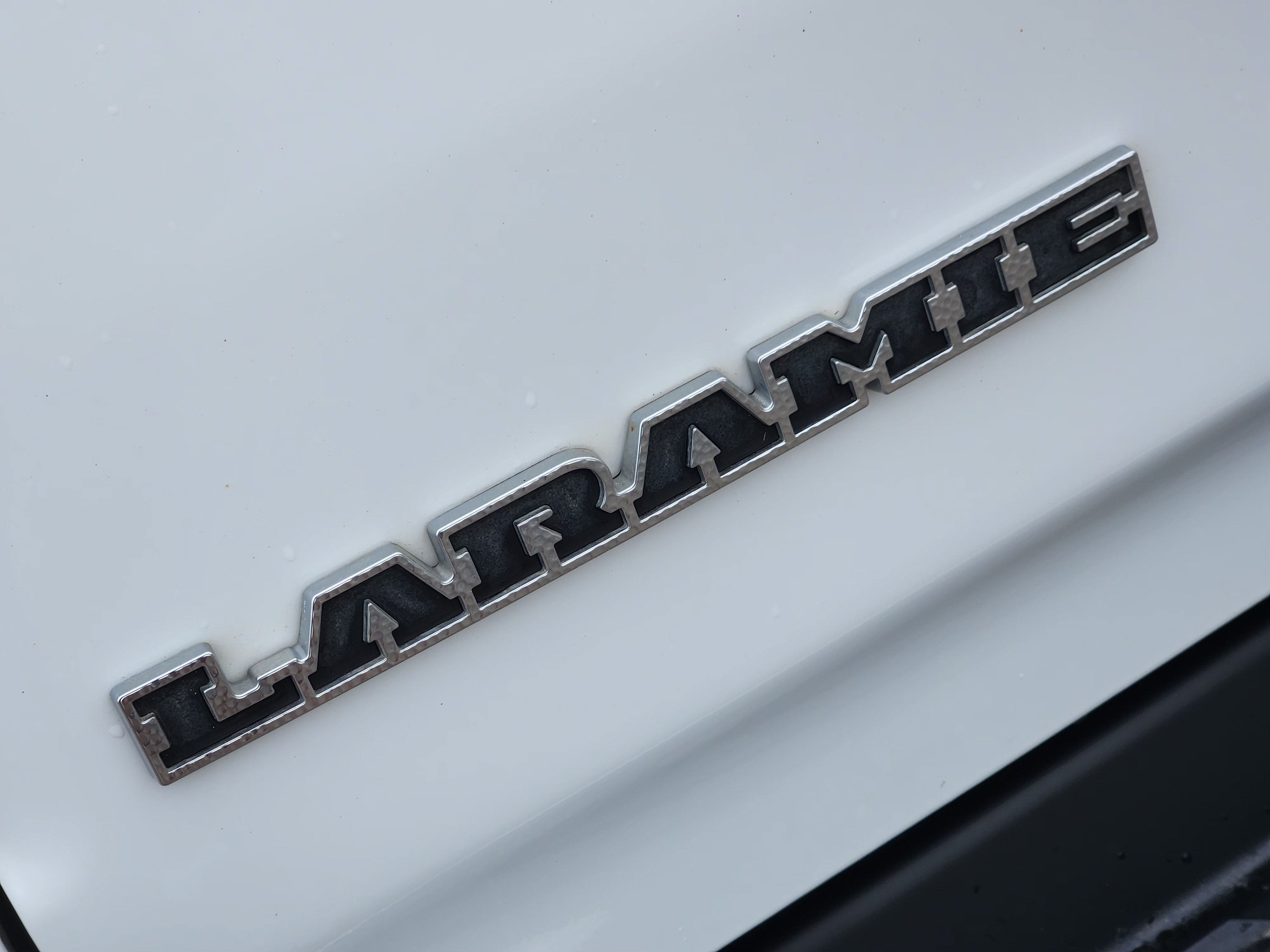 Used 2023 RAM 1500 Laramie AWD/4WD image 14