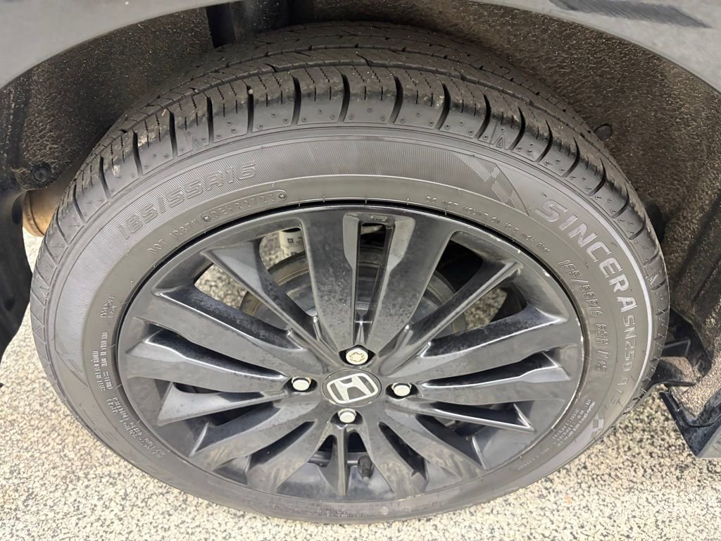 Used 2019 Honda Fit Sport image 12