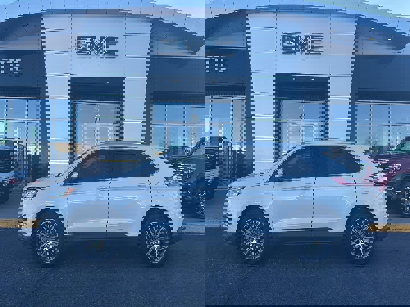 Used 2022 Ford Edge Titanium