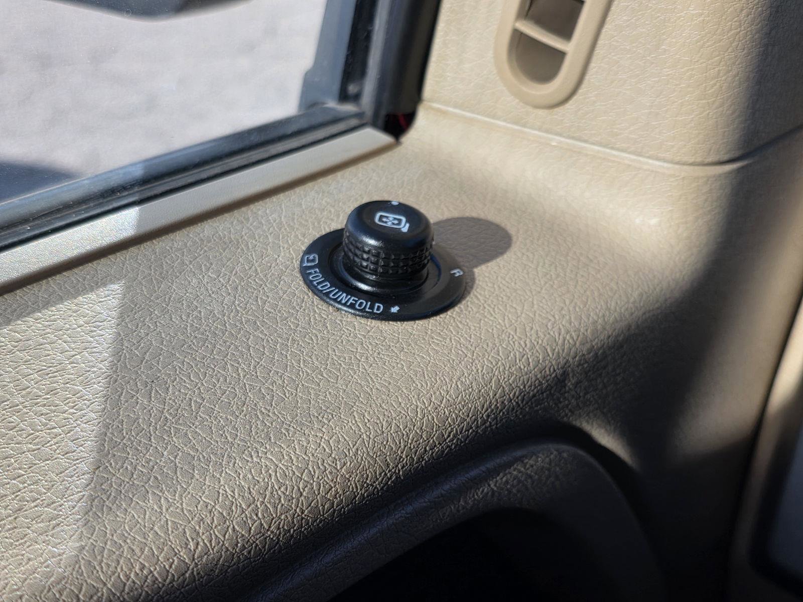 Used 2013 Ford F150 Lariat w/ Luxury Equipment Group image 11