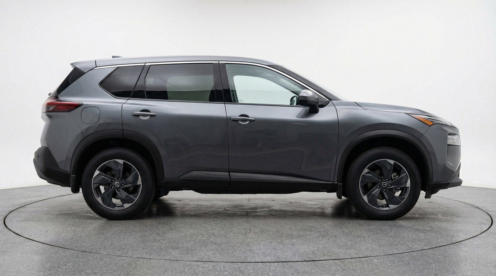 Used 2025 Nissan Rogue SV AWD/4WD image 11