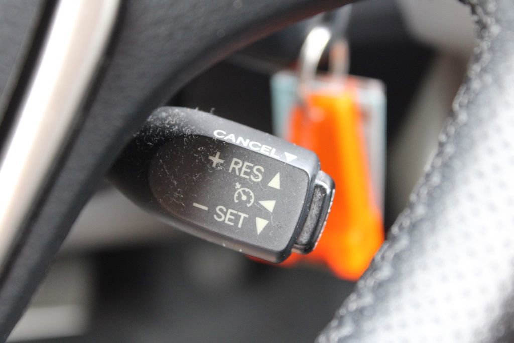 Used 2015 Toyota RAV4 LE image 25