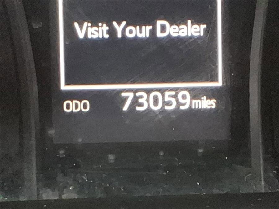 Used 2019 Toyota Camry L image 23