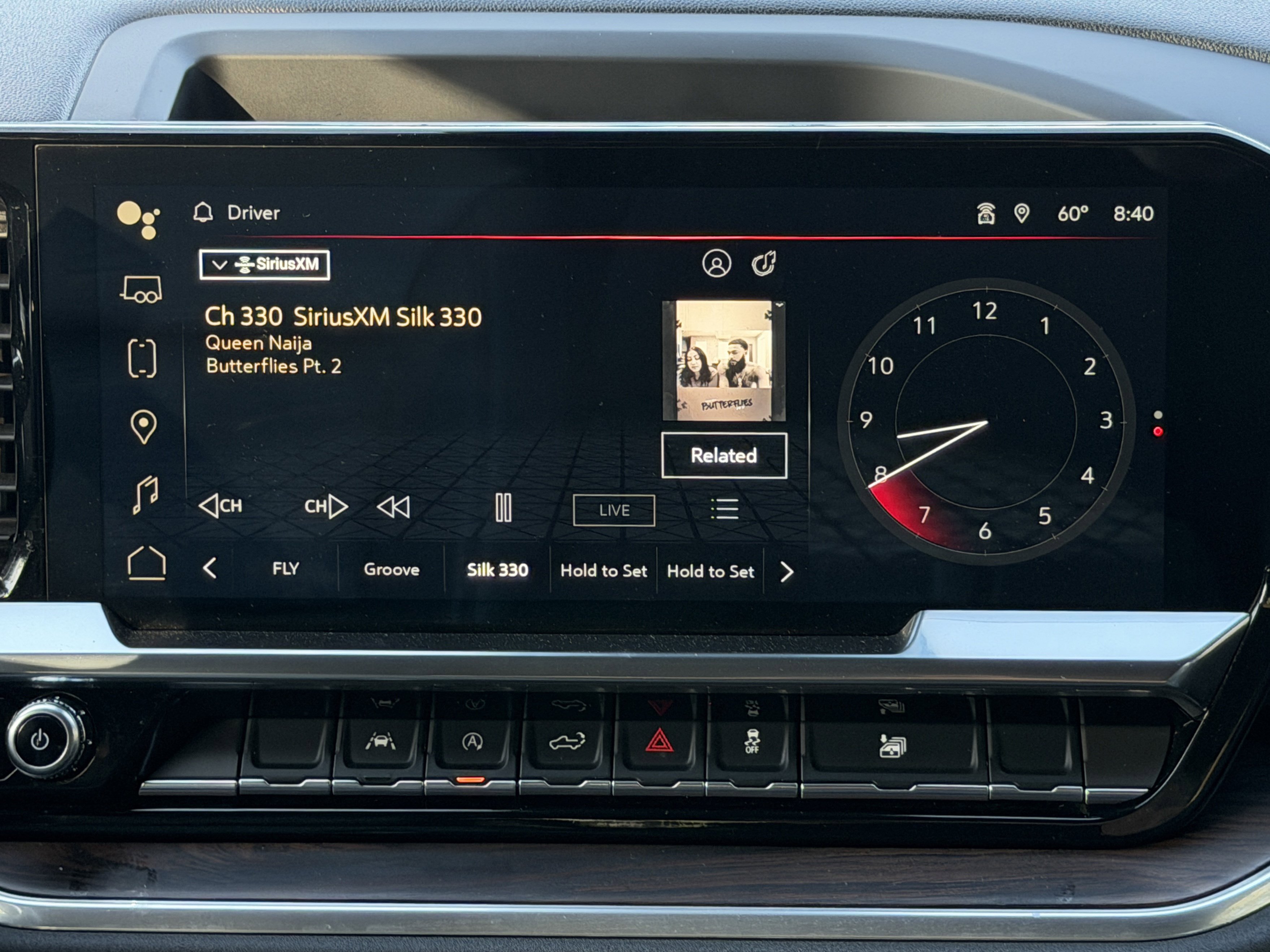 Used 2024 GMC Sierra 1500 SLT AWD/4WD image 32