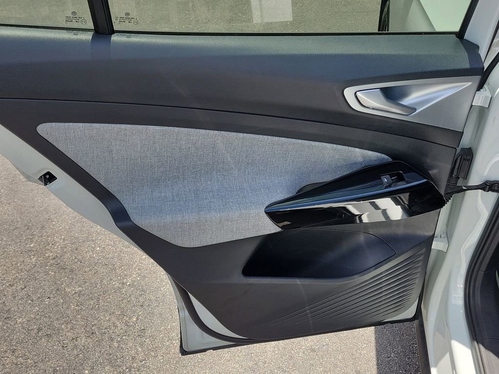 Certified 2023 Volkswagen ID.4 Pro RWD image 8