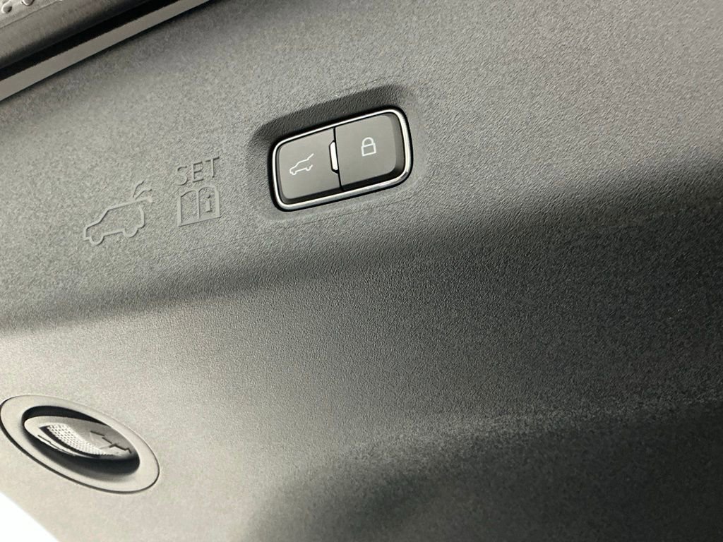 New 2026 Ford Expedition Platinum w/ Stealth Performance Package image 29