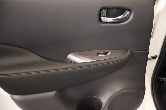Used 2025 Nissan Leaf S FWD image 28