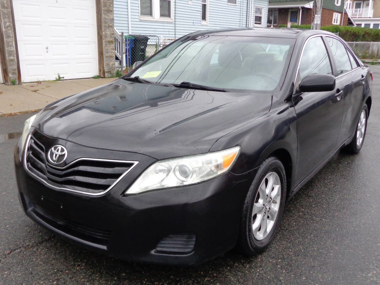 Used 2011 Toyota Camry LE image 7