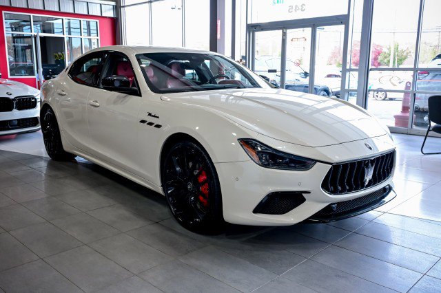 Used 2022 Maserati Ghibli Modena image 5