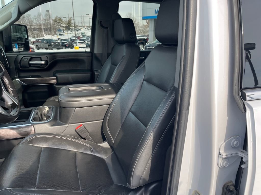 Used 2020 Chevrolet Silverado 2500 LTZ w/ LTZ Premium Package image 18